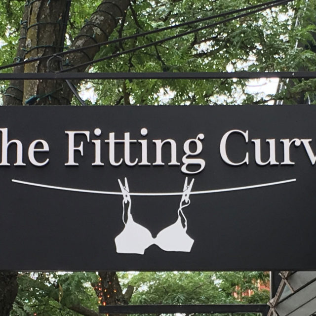 The Fitting Curve Hanging