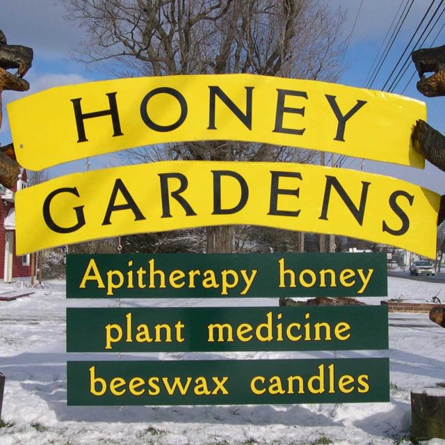 Honey Gardens Freestanding