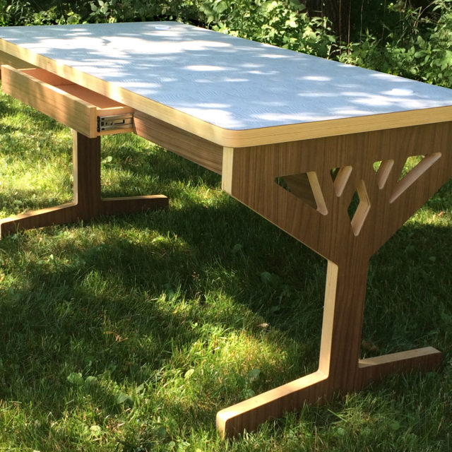 Treehouse Eyes Reception Table